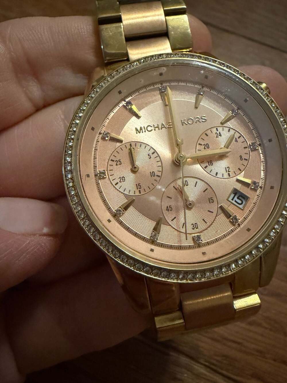 MICHAEL KORS RITZ MK-6357 ROSE GOLD CRYSTAL BEZEL CHRONOGRAPH WOMENS WATCH 50M